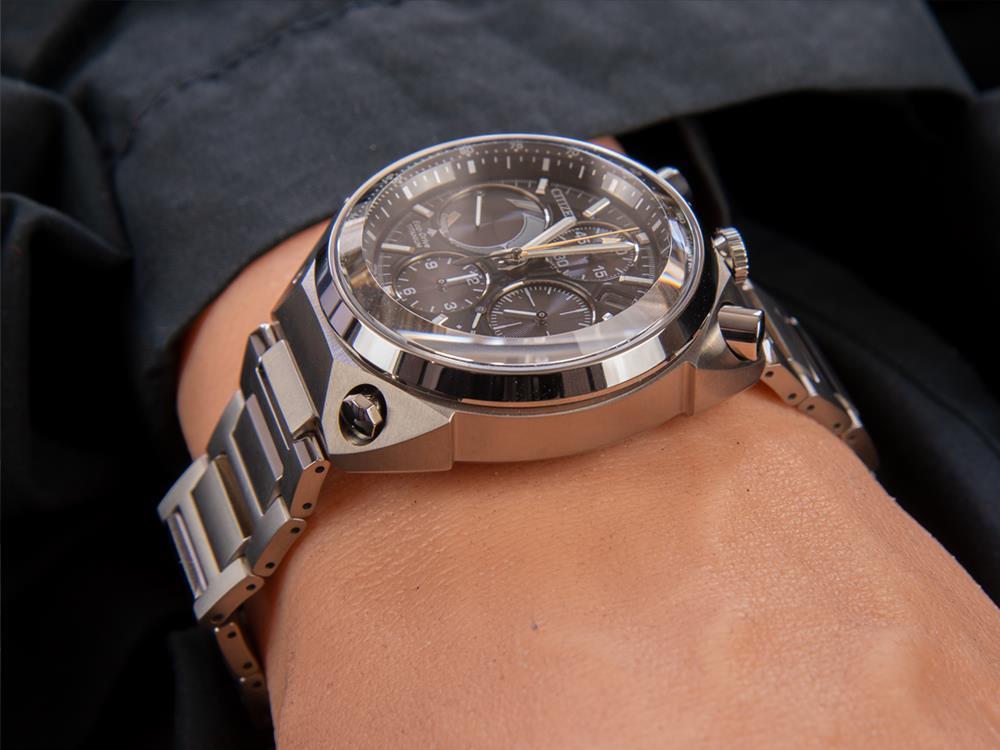 Montre à Quartz Citizen Bullhead Titanium Special Edition, Noir AV0080-88E