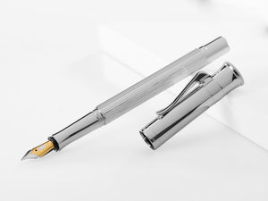 Stylo Plume Graf von Faber-Castell Classic, Attributs platine