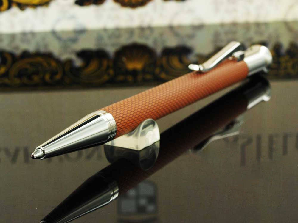 Stylo bille Graf von Faber-Castell Guilloche, Resine précieuse, Cognac, 146535