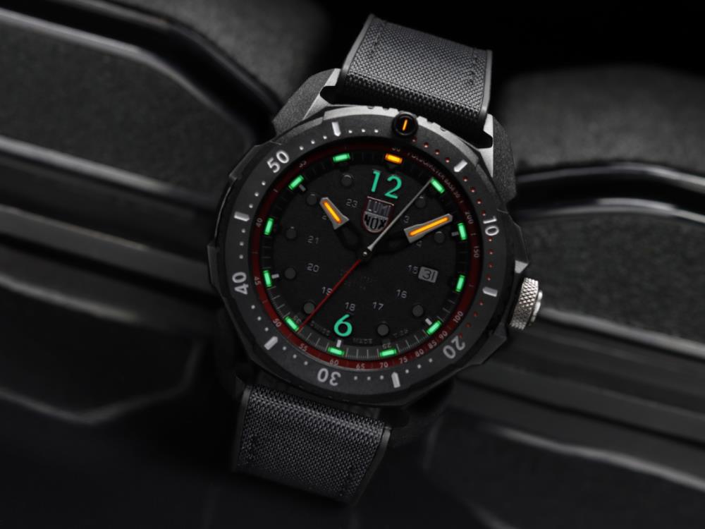 Montre à Quartz Luminox Land Ice-Sar Arctic 1050 Series, Noir, XL.1051