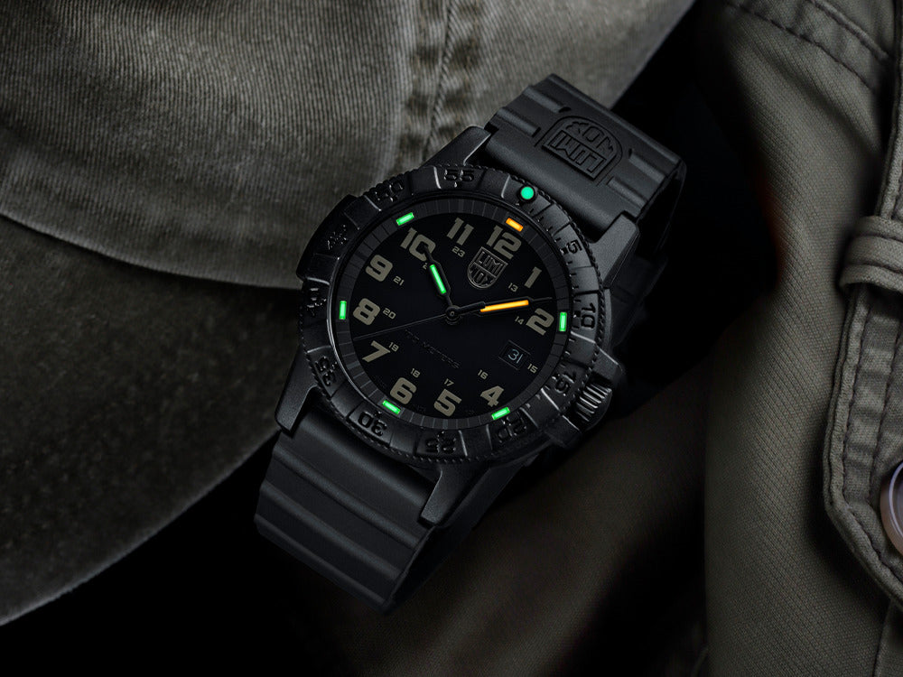 Montre à Quartz Luminox Leatherback Sea Turtle, Noir, CARBONOX™, 44 mm, XS.0330