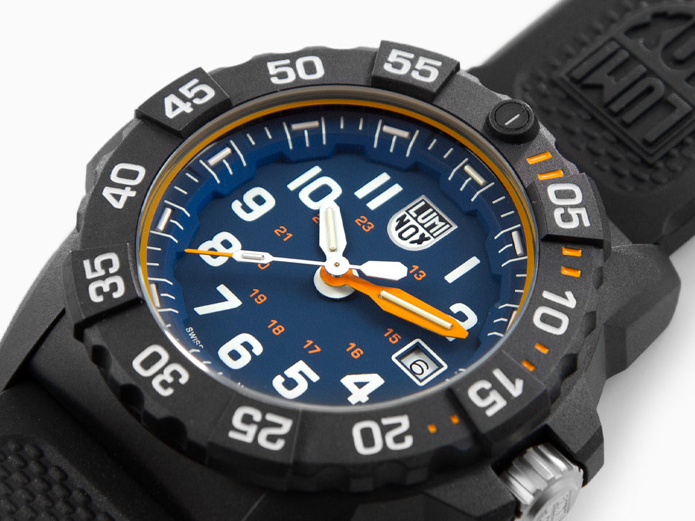 Montre Luminox Navy Seal Foundation, Bleu, CARBONOX, 45 mm, 20 atm, XS.3503.NSF